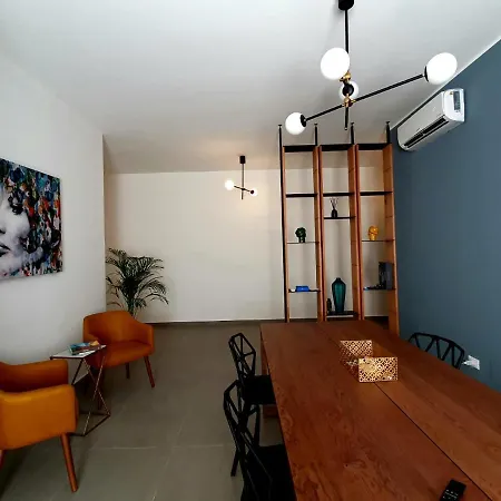 Charme Siracusa לינה וארוחת בוקר