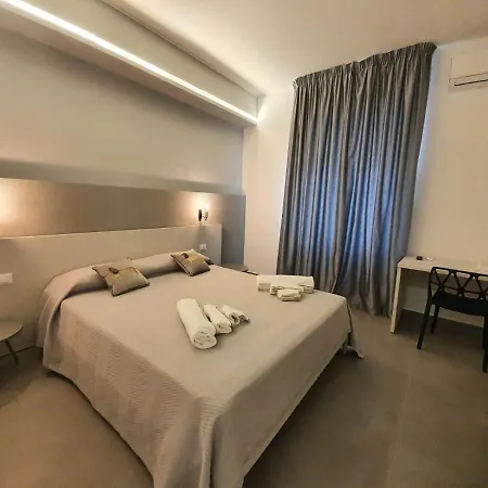 לינה וארוחת בוקר Charme Siracusa סירקוזה